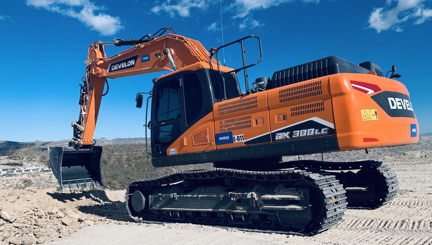 New DEVELON Excavator Working on Murcia-Almería High Speed Rail